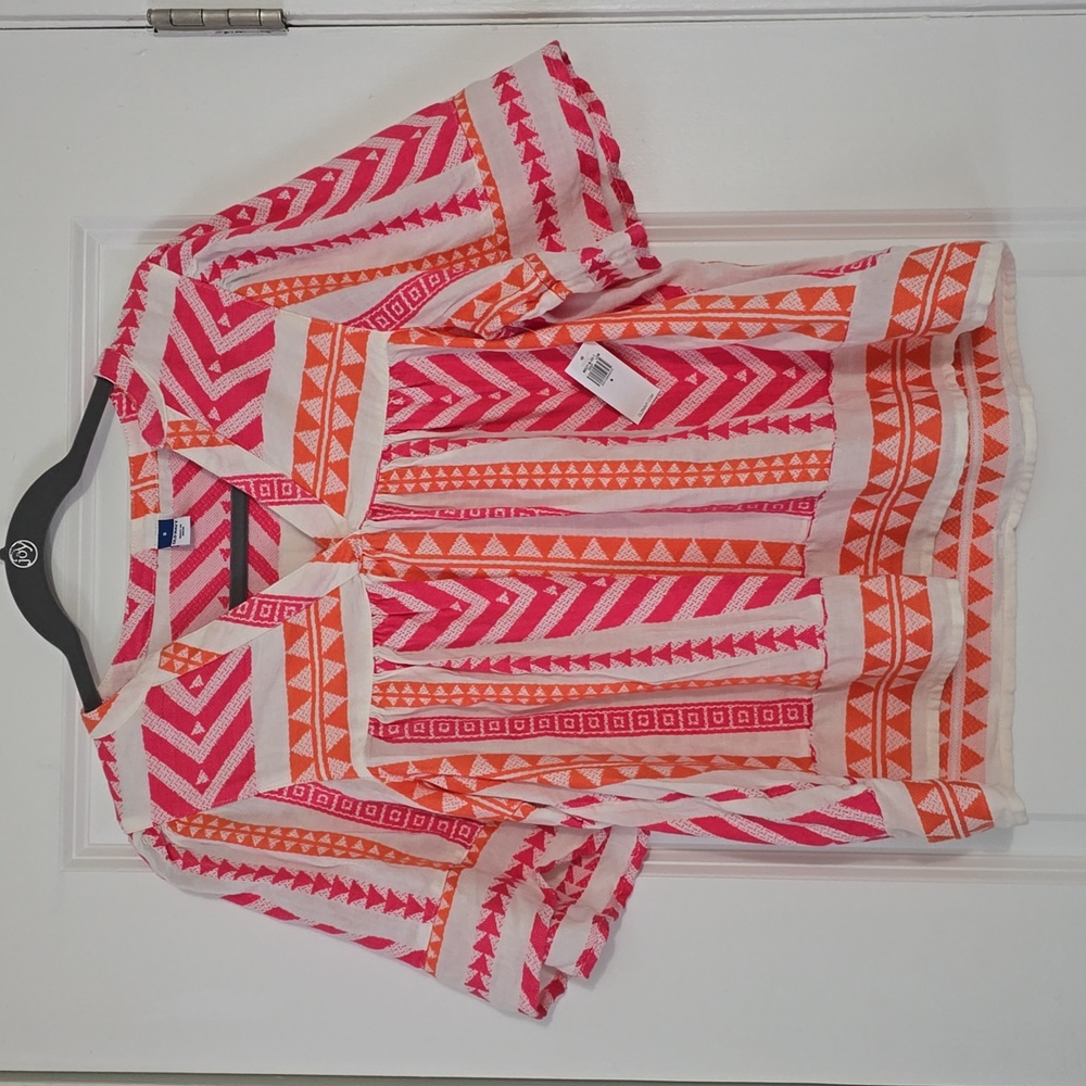 NWT! The Perfect Vacation Top!